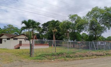 finca con casa de venta en calceta