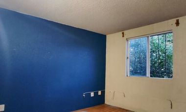 CASA EN VENTA DENTRO DE FRACCIONAMIENTO URBI VILLA DEL REY HUEHUETOCA
