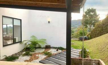 Venta de Casa en la via Rionegro - La Ceja