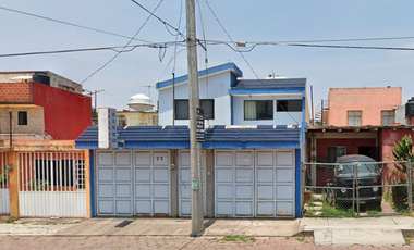 EXCELENTE OPORTUNIDAD EN UNA DE LAS MEJORES ZONAS DE TLAXCALA EN TLACOMULCO, CASA EN REMATE