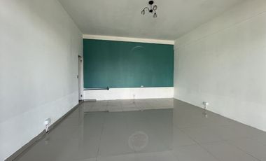 Se arrienda Local Comercial u oficina, en edificio Walk de  Anibal Pinto