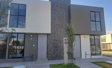 Casa de 3 recámaras en Residencial Atenea en Primer Barrio de Huejotzingo