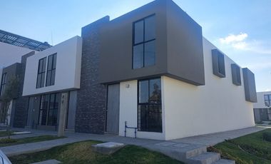 Casa de 3 recámaras en Residencial Atenea en Primer Barrio de Huejotzingo