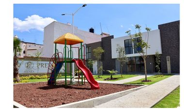 Casa de 3 recámaras en Residencial Atenea en Primer Barrio de Huejotzingo