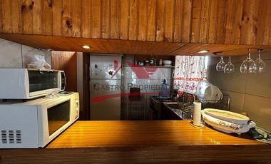 Casa Esquina de Un Piso con 3 Dormitorios, 1 Baño, Laguna Verde, Region de Valparaiso.