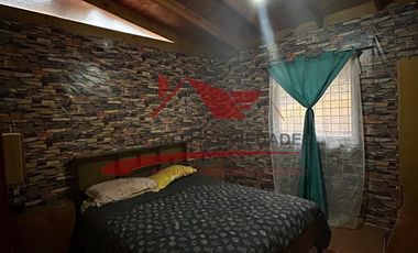 Casa Esquina de Un Piso con 3 Dormitorios, 1 Baño, Laguna Verde, Region de Valparaiso.