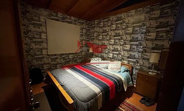 Casa Esquina de Un Piso con 3 Dormitorios, 1 Baño, Laguna Verde, Region de Valparaiso.