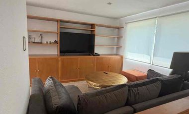 SE RENTA CASA EN VILLANTIGUA AMUEBLADA