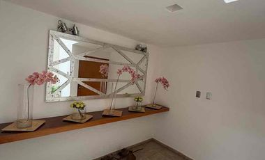SE RENTA CASA EN VILLANTIGUA AMUEBLADA