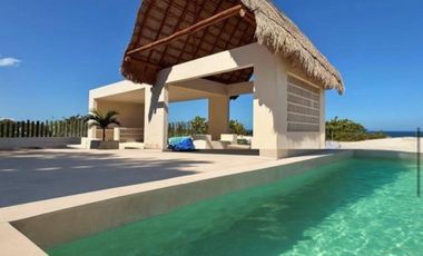 HERMOSA RESIDENCIA EN VENTA EN LA PLAYA DE SAN CRISANTO, YUC