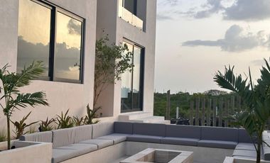 HERMOSA RESIDENCIA EN VENTA EN LA PLAYA DE SAN CRISANTO, YUC