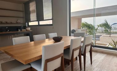 HERMOSA RESIDENCIA EN VENTA EN LA PLAYA DE SAN CRISANTO, YUC