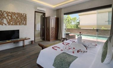 Villa Takjub