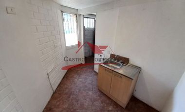 Departamento Primer Piso, 3 Dormitorios, 1 Baño, Villa Los Prados 2, Comuna de Quilicura.