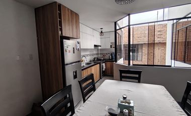 VENDO DEPA 3 PISO FRENTE A PARQUE 2 DORM. URB. LOS ALISOS - LOS OLIVOS