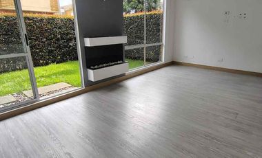 vendo hermosa casa cajica