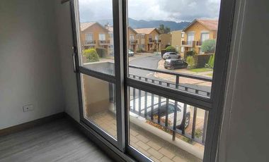 vendo hermosa casa cajica