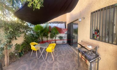 Hermosa Casa de Dos Pisos, 3 Dormitorios, 2 Baños, Villa Jardin del Sol, Comuna de Quilicura.