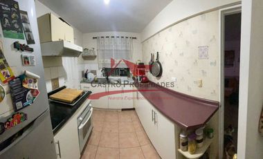 Hermosa Casa de Dos Pisos, 3 Dormitorios, 2 Baños, Villa Jardin del Sol, Comuna de Quilicura.