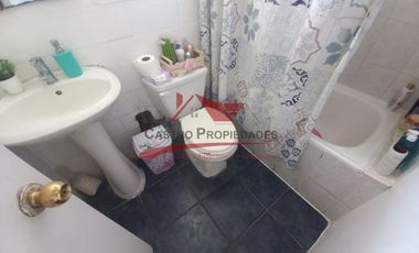Hermosa Casa de Dos Pisos, 3 Dormitorios, 2 Baños, Villa Jardin del Sol, Comuna de Quilicura.