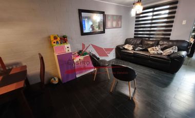 Hermosa Casa de Dos Pisos, 4 Dormitorios y 3 Baños, Villa Valle Norte, Valle Grande, Comuna de Lampa.