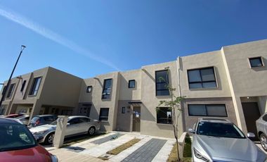 Casa en RENTA en Meseta, de 3 recámaras con alberca y seguridad 24/7