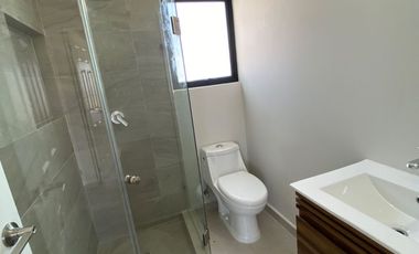 Casa en RENTA en Meseta, de 3 recámaras con alberca y seguridad 24/7
