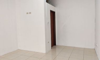 Local Comercial en Kennedy Norte, Edificio Corporativo, 70 m2,