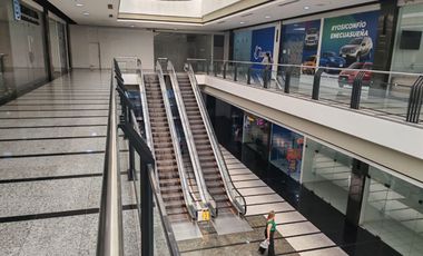 Local Comercial en Kennedy Norte, Edificio Corporativo, 70 m2,