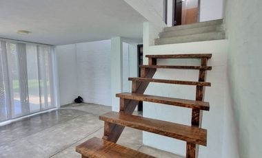 Arrendamiento casa campestre en Tres Esquinas