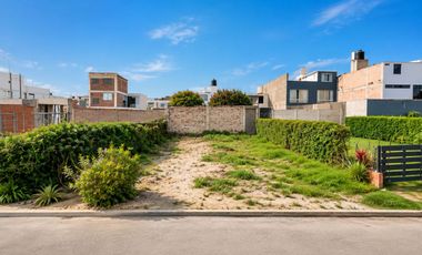 🏡 VENTA DE CASA EN LAS BRISAS DE VILLA – CHORRILLOS 🌊✨