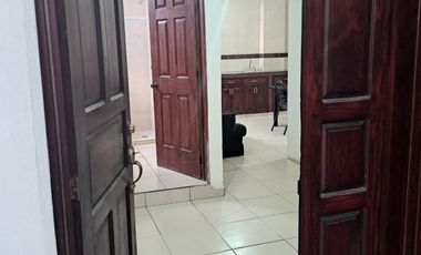 “DEPARTAMENTO EN RENTA AMUEBLADO Y CON  SERVICIOS ”.  Perfil para 4 personas.