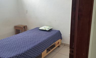 “DEPARTAMENTO EN RENTA AMUEBLADO Y CON  SERVICIOS ”.  Perfil para 4 personas.