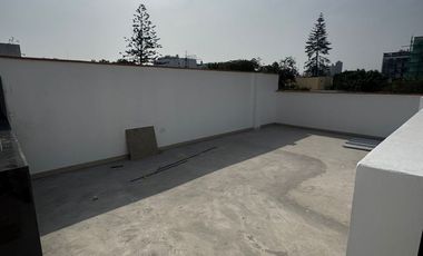 ALQUILER DE INMUEBLE EN SAN ISIDRO LIMITE CON MAGDALENA