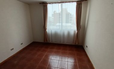 Arriendo departamento en Viña del Mar, Central, a pasos del Metro y la Quinta Vergara