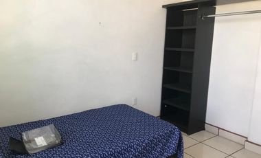 “DEPARTAMENTO EN RENTA, AMUEBLADO CON 3 RECAMARAS Y 4 CAMAS EQUIPADAS , CERCANO A LA ZONA INDUSTRIAL DE JILOTEPEC. (EN SEGUNDO PISO)