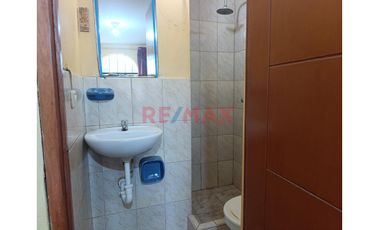 Alquilo Habitacion En 2Do Piso Con Baño Independiente A Unas Cuadras De La Upnsan Isidro, Area 18M2, S/. 450.00 Soles