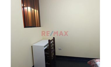 Se Alquila Habitacion En 2Do Piso Con Baño Independiente A Unas Cuadras De La Upn San Isidro Area 18M2, S/. 450.00 Soles