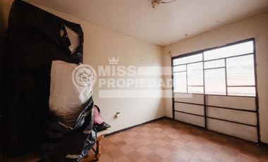 SE VENDE LOCAL COMERCIAL – CAPITÁN CARLOS CONDELL