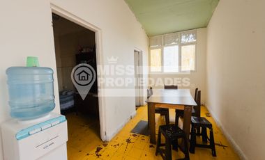 SE VENDE LOCAL COMERCIAL – CAPITÁN CARLOS CONDELL