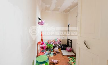SE VENDE LOCAL COMERCIAL – CAPITÁN CARLOS CONDELL