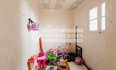 SE VENDE LOCAL COMERCIAL – CAPITÁN CARLOS CONDELL