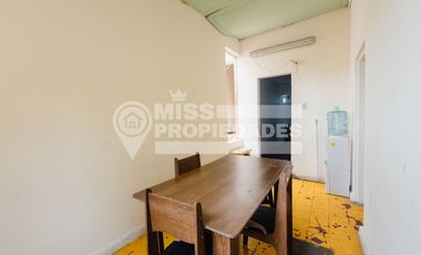 SE VENDE LOCAL COMERCIAL – CAPITÁN CARLOS CONDELL