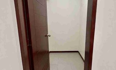 TRIPLEX EN VENTA EN LAS CASUARINAS SUR – SANTIAGO DE SURCO