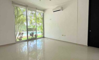 Casa en Renta, Una Planta, Club de Golf La Ceiba 5 (afuera) Mérida Yuc.