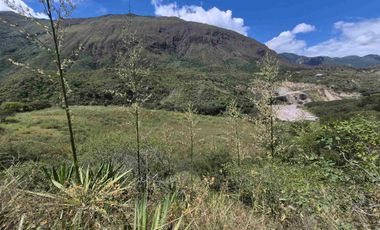 OPORTUNIDAD Propiedad de venta en Yunguilla Santa Isabel sector Naranjos. colinda con el Rio Rircay a 12 minutos de la vía Girón Pasaje