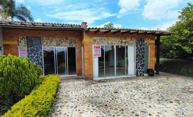 Renta Casa Campestre en Condominio Cerritos Pereira