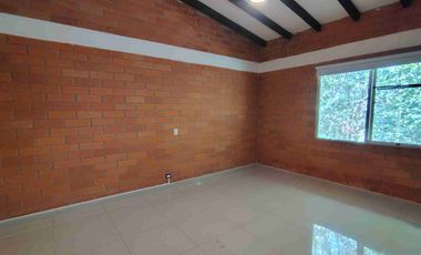 Renta Casa Campestre en Condominio Cerritos Pereira