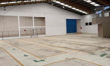 Nave industrial con subestación eléctrica independiente en renta y venta, ubicada en San Pedro Cholula, a unas calles de la carretera federal hacia Huejotzingo y Av. Forjadores.