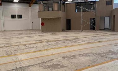 Nave industrial con subestación eléctrica independiente en renta y venta, ubicada en San Pedro Cholula, a unas calles de la carretera federal hacia Huejotzingo y Av. Forjadores.